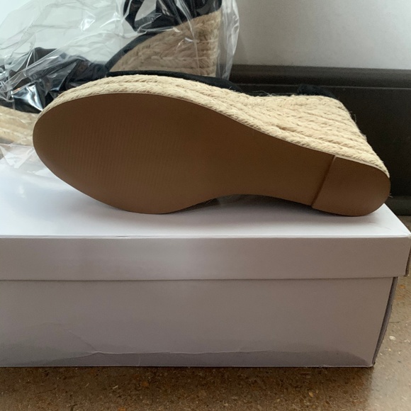 Steve Madden Wedges (9.5) Brand new - Picture 3 of 4